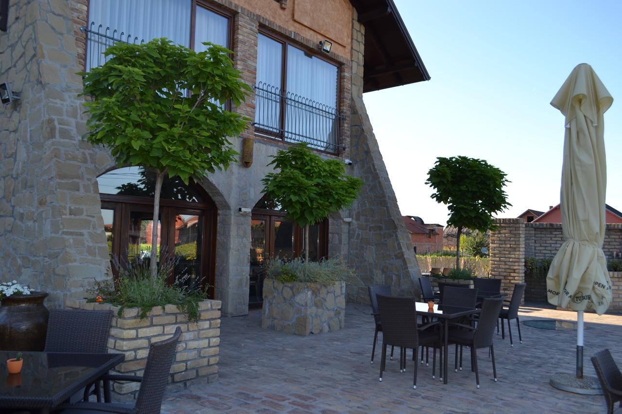 Garni Hotel Chicha - Winery Skrbic Βελιγράδι Εξωτερικό φωτογραφία