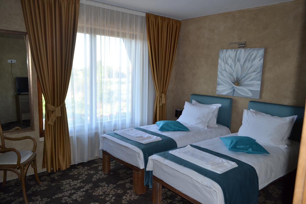 Garni Hotel Chicha - Winery Skrbic Βελιγράδι Εξωτερικό φωτογραφία