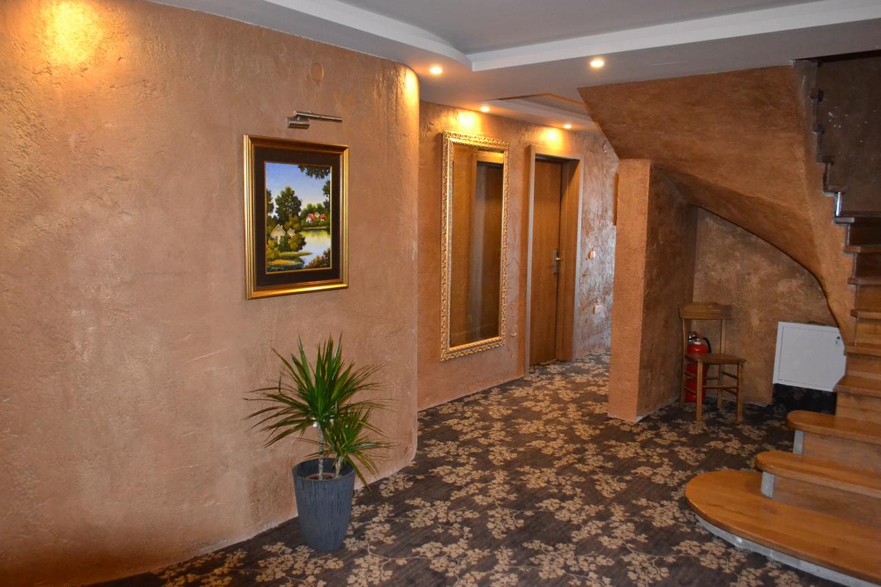 Garni Hotel Chicha - Winery Skrbic Βελιγράδι Εξωτερικό φωτογραφία
