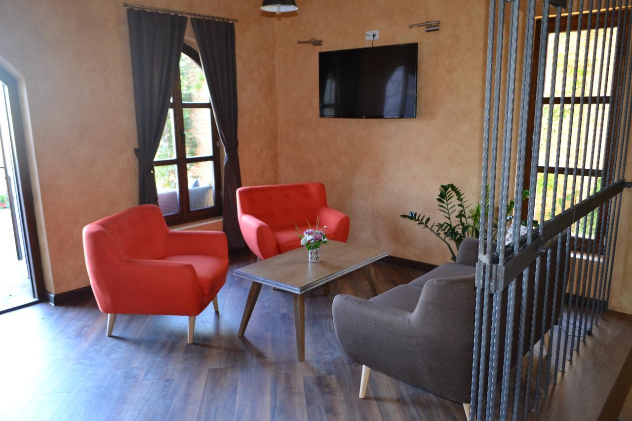 Garni Hotel Chicha - Winery Skrbic Βελιγράδι Εξωτερικό φωτογραφία